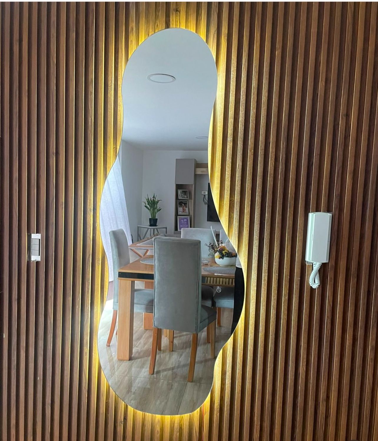 Espejo Irregular Genova